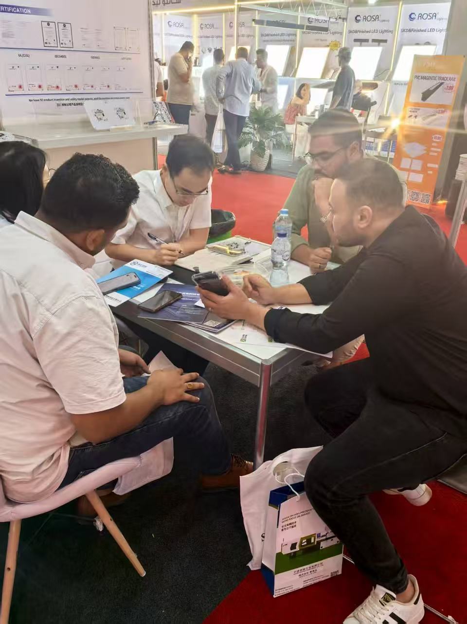 GUOLI brilla en la exposición de iluminación LED de El Cairo 2025